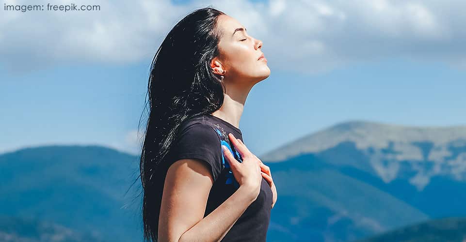 Respirar fundo é uma das técnicas para driblar a elevação da pressão arterial